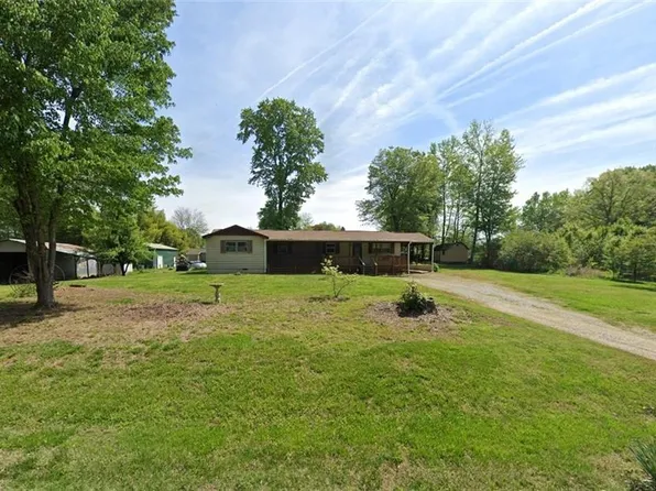 8606-8608 Keller Dr, Summerfield, NC 27358