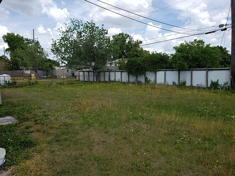 5725 Cardinal Guard Ave — Photo 15
