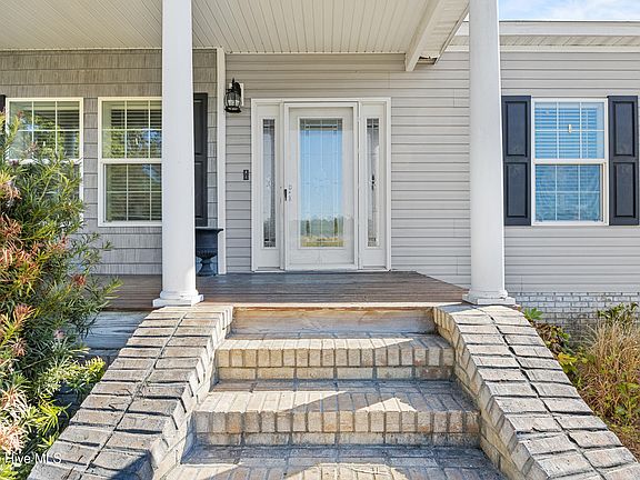 5th image of 3740 Tuckahoe Road