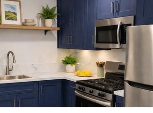 689 1/4 E Vernon Ave, Los Angeles, CA 90011