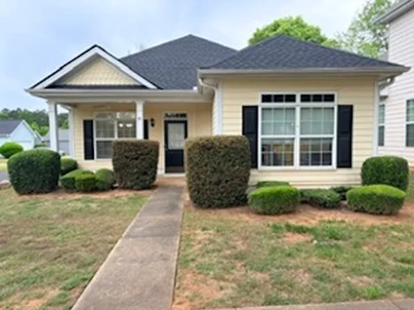 6109 Park Clos, Fairburn, GA 30213