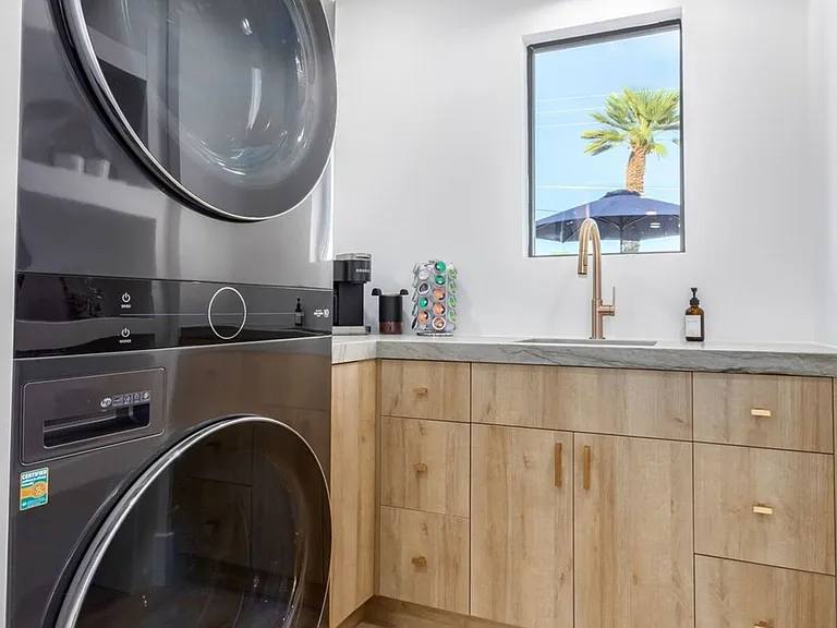 Laundry Room Cabinet