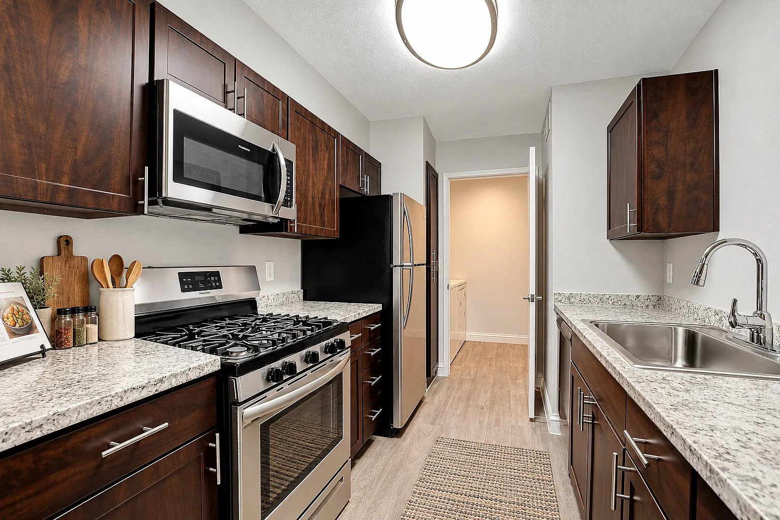 Eagle Trace Apartments — Photo 4
