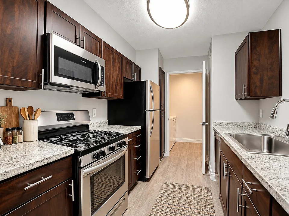 Modern elegance awaits in the gourmet kitchen of Eagle Trace, where sleek finishes and ample space create the perfect cooking environment. Elevate your culinary skills in this stylish setting. Schedule your tour today!