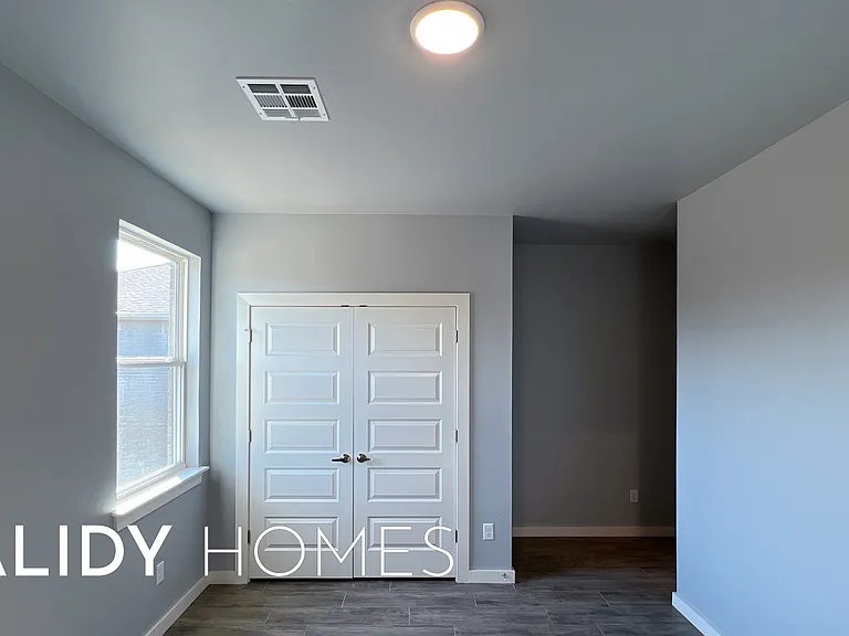 17640 Natalie Ct — Photo 41