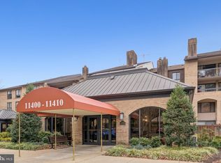 11400 Strand Dr #R-402, Rockville, MD 20852