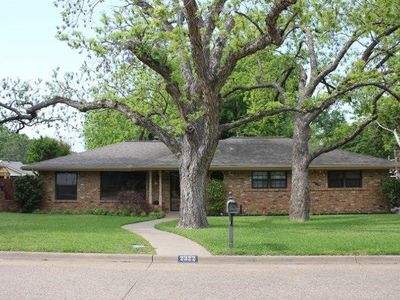 2322 Nottingham Pl, Grand Prairie, TX, 75050