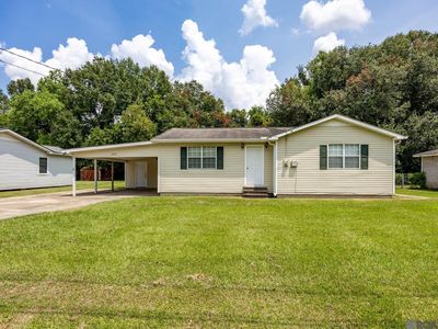 1932 S Gaudin Ave, Gonzales, LA, 70737