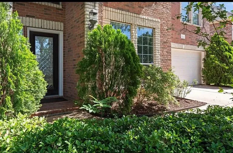 3531 Shoreview Ln — Photo 1