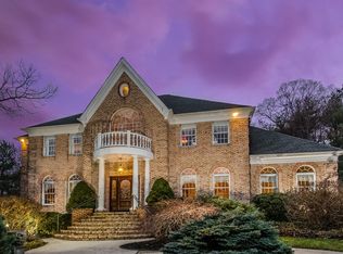 5 Windy Hill Ln, Atlantic Highlands, NJ 07716