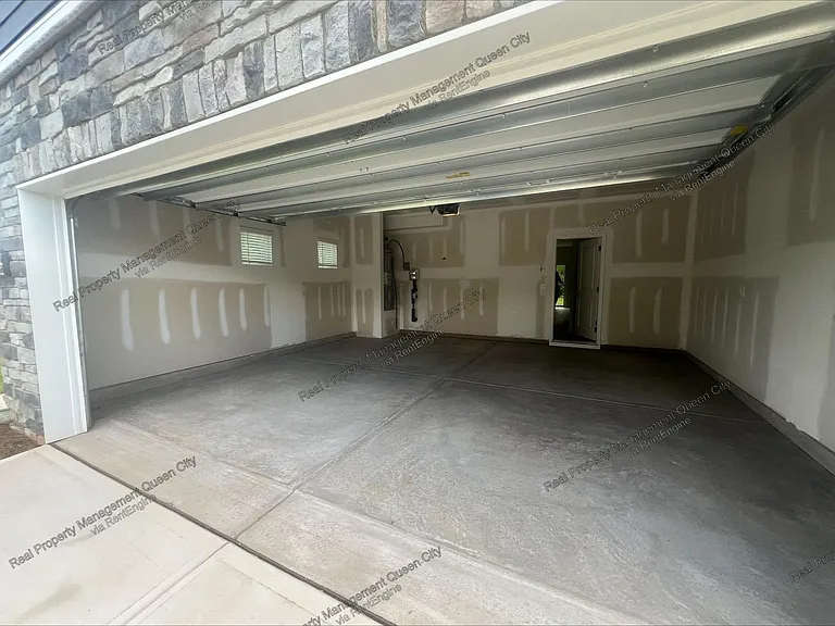 3105 Lilac Grove Dr — Photo 20