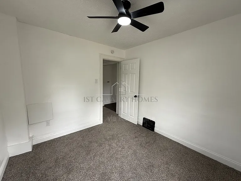 778 Ravenswood St — Photo 15