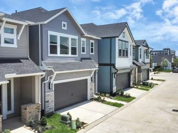 Crossing at Timbergrove