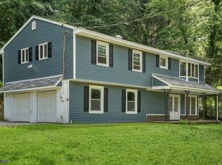 45 Ludlum Rd, Wayne, NJ 07470