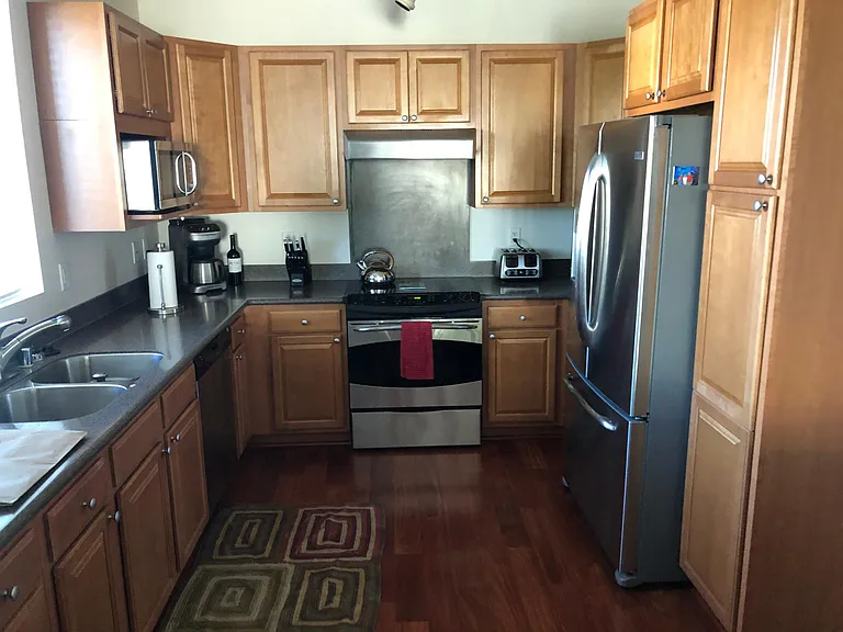 1300 Limahana Cir — Photo 9