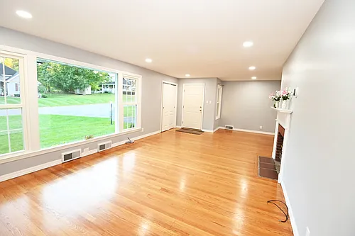 56 West St Photo 1