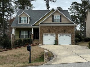76 Springside Dr, Spring Lake, NC 28390