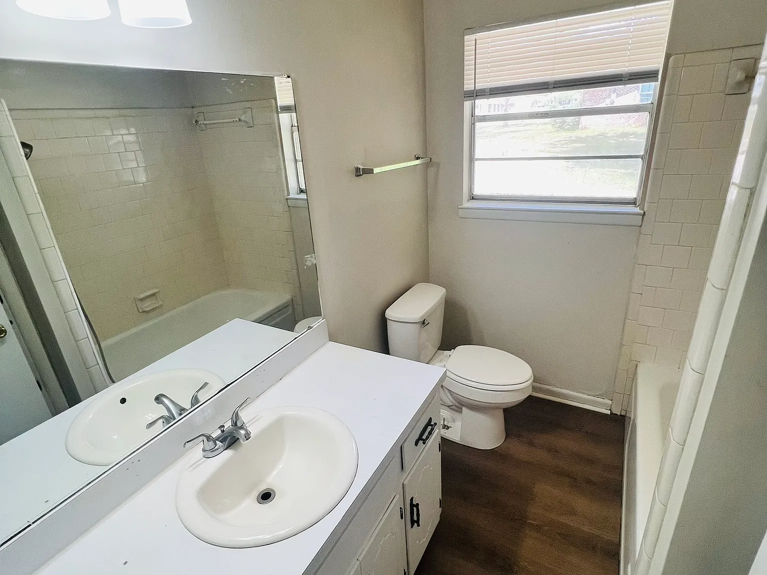 3 bed, 1775 sqft, $1,200 — Photo 4