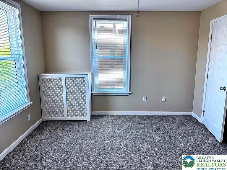 843 Main St — Photo 12