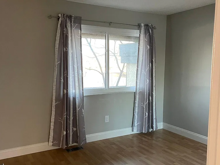 1373 Heritage Lndg — Photo 24