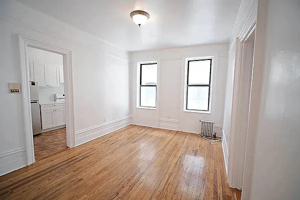Living room, photo 1