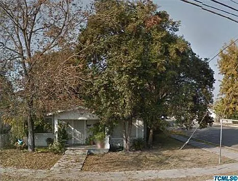 124 NE 1st Ave photo 1
