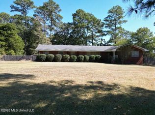 917 Pinehill Cir, Carthage, MS 39051