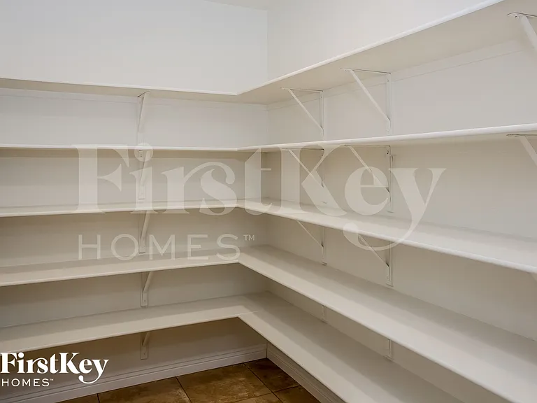 4913 Cherokee Run Ct — Photo 6