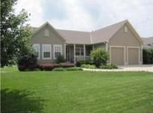 403 Tanner Dr, Belton, MO 64012