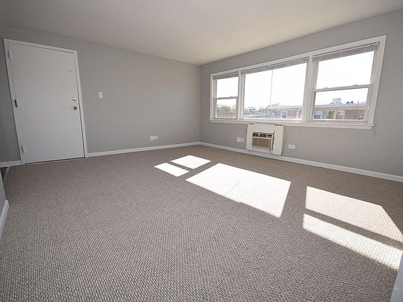 2nd image of 10737 S Lloyd Dr #10