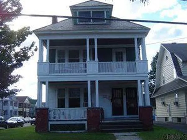 23 N Lake Ave, Troy, NY 12180