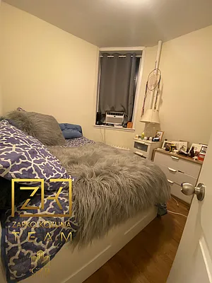 Rented by Avenues Real Estate | media 7