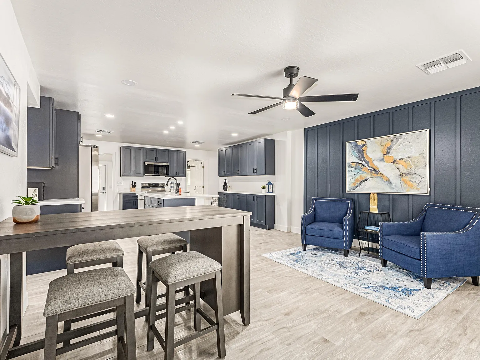 4 bed, 3.0 bath, 2345 sqft, $888 — Photo 4
