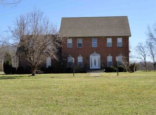 644 M Johnson Rd, Smiths Grove, KY 42171