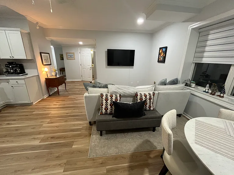 126 Fontana Ct — Photo 3