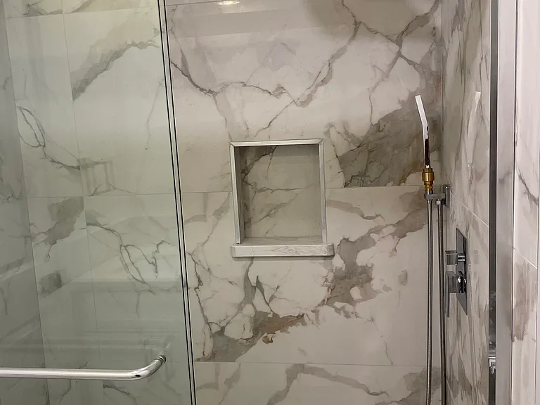 938 Everett St #938 — Photo 10