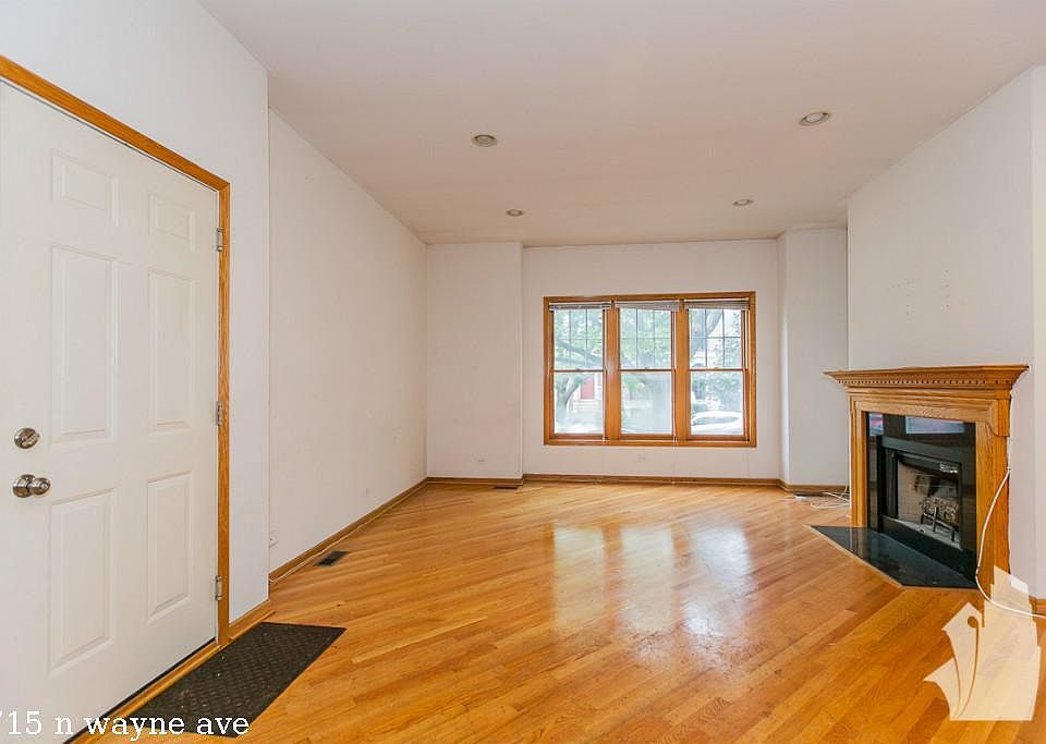 1st image of 2715 N Wayne Ave #1712