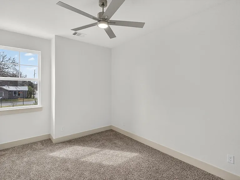 500 E Kimball St #2 — Photo 28