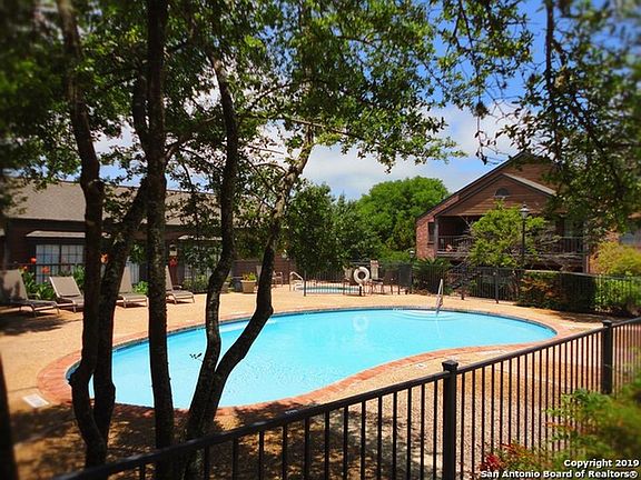 Woodside Condominiums Pool