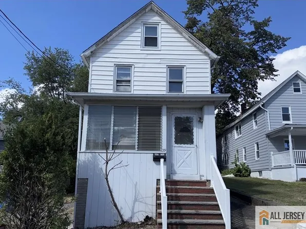 29 Smullen St, Sayreville, NJ 08872