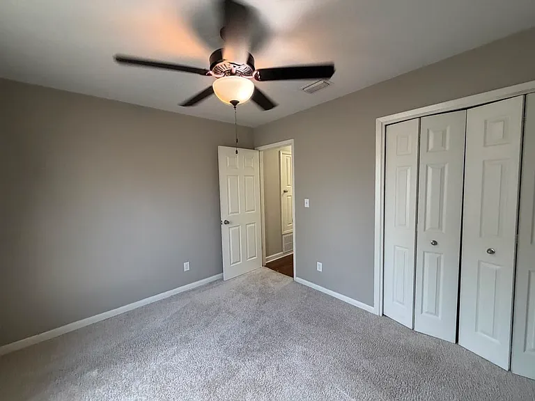 289 Honeysuckle Way — Photo 24