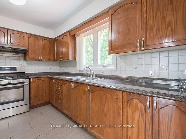 26 Blueberry Dr — Photo 9