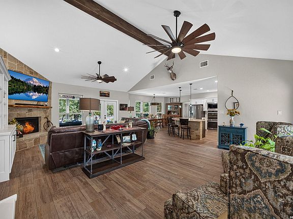 4th image of 170 MONTESITO LN