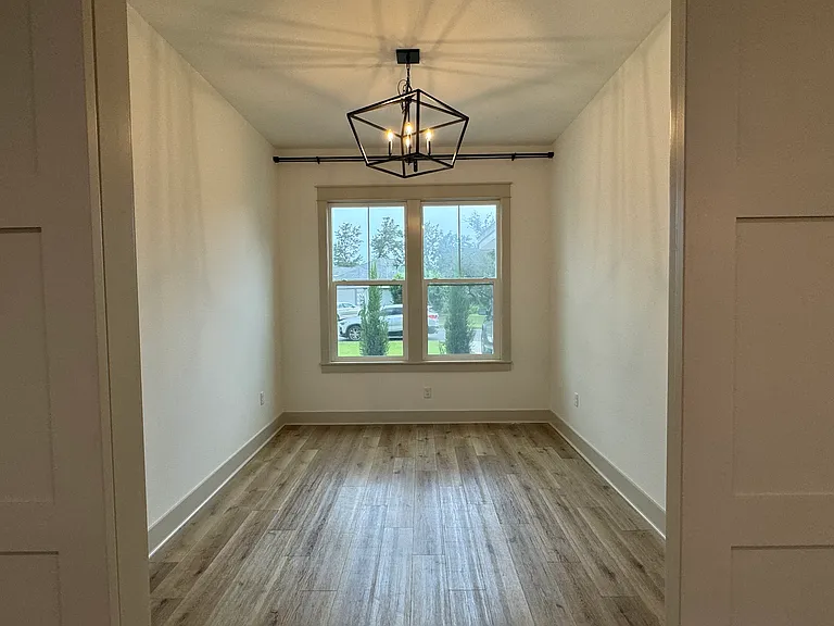 4640 Delwood Park Blvd — Photo 6