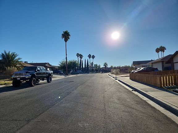 5th image of 1141 Broadway Ave