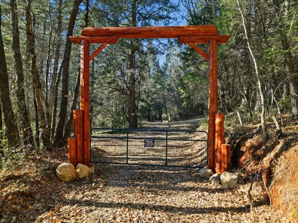 Kentucky Flat Rd, Georgetown, CA 95634