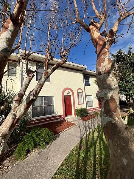 1st image of 6231 Yorktown Dr #14