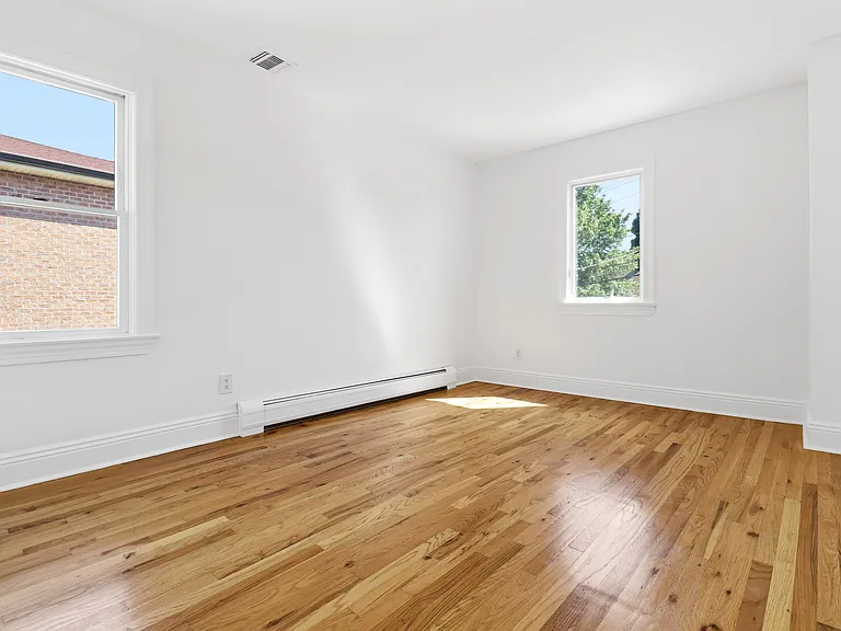 519 Summit Ave — Photo 10