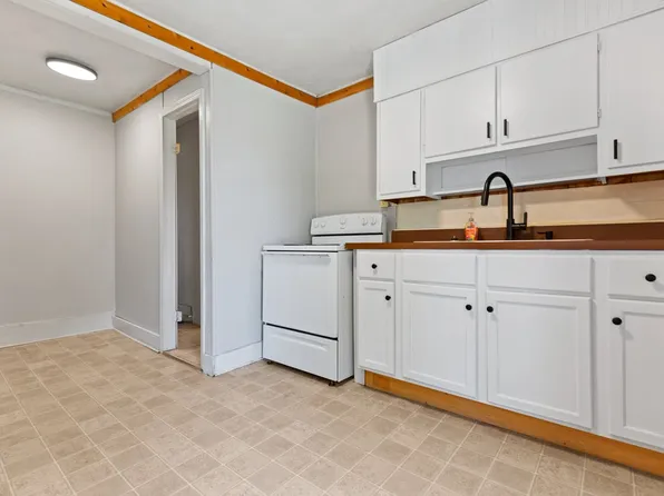 314 Spruce St E #3, Big Rapids, MI 49307