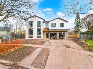 2488 Bridge Rd, Oakville, ON L6L2H2